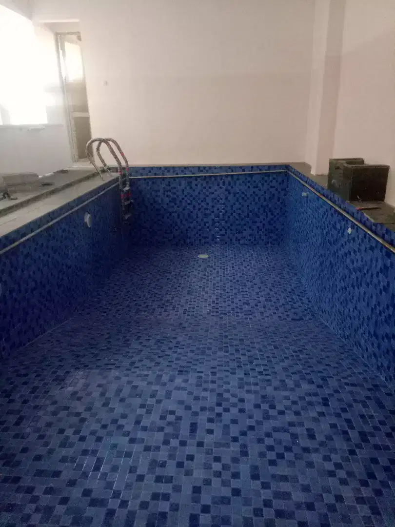 Kolam renang murah