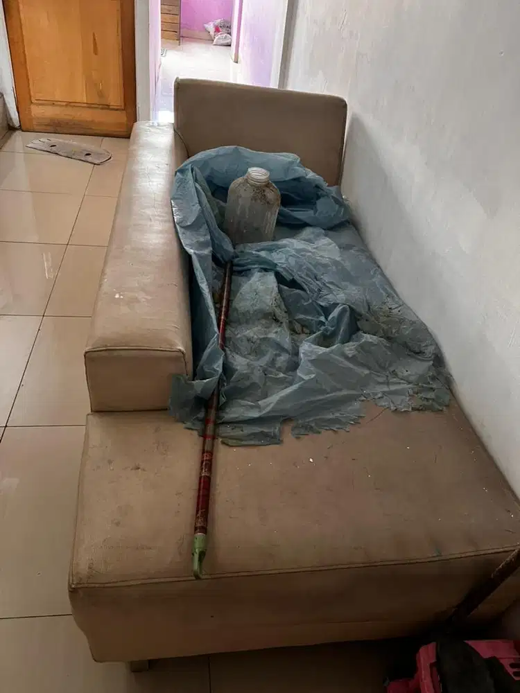 Sofa santai panjang