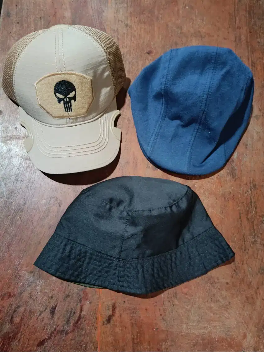 Koleksi TOPI tanpa brand