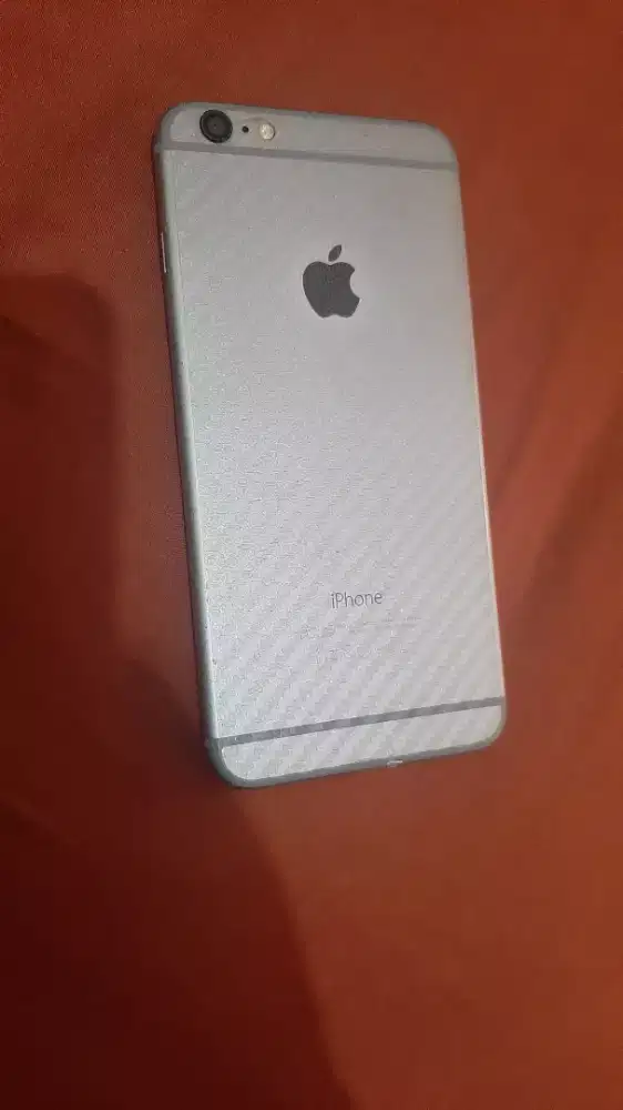 Dijual HP Handphone I Phone 6 Plus + Silver Mulus Mesin Ok Retak Murah