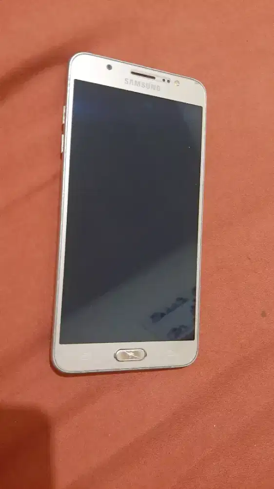 Dijual HP Handphone Samsung J7 2016 Gold Mulus Ori Layar Ok Murah Mati