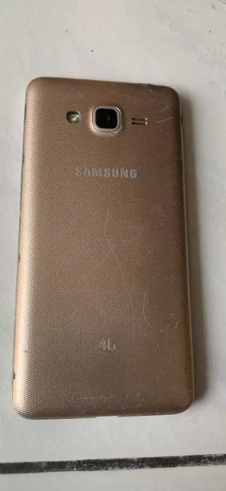 Dijual Samsung J2