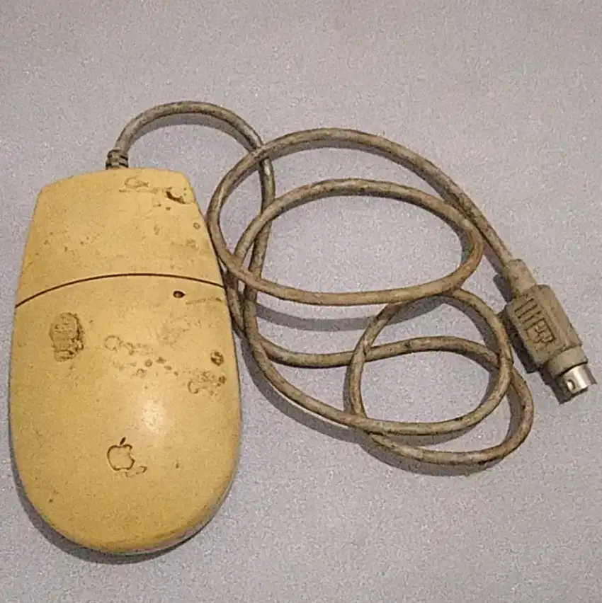 Apple Desktop Mouse II
