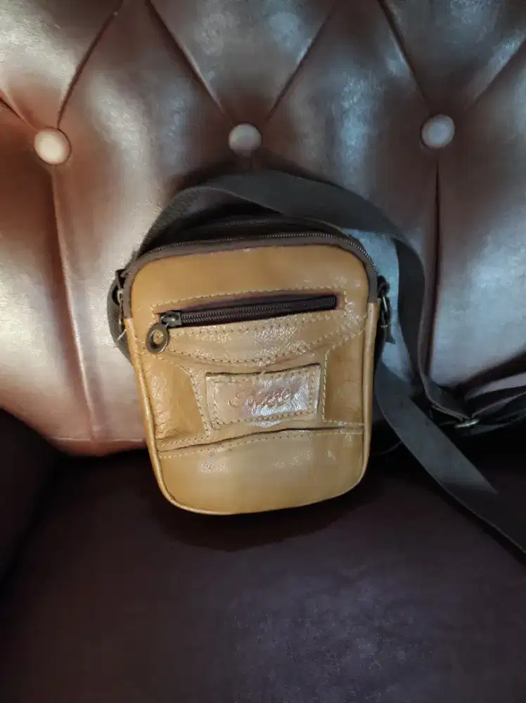 Tas kulit sapi mini warna coklat