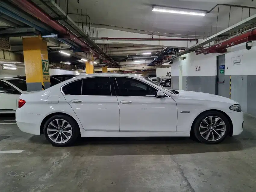 BMW 520  F10  Modern