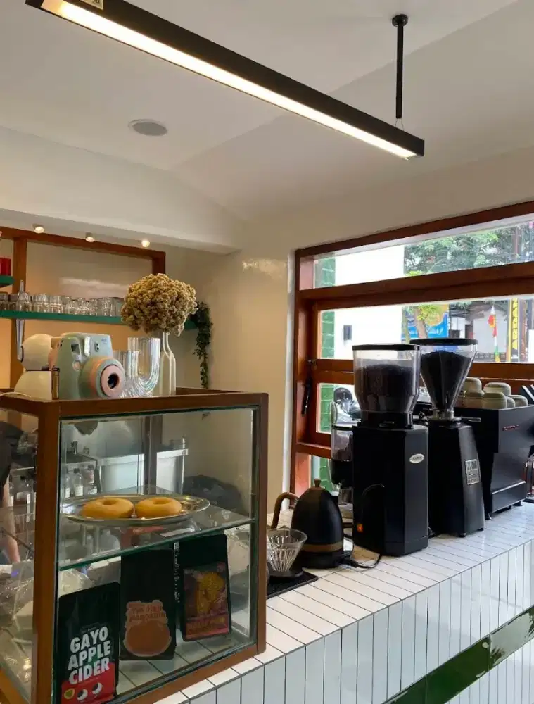 Lowongan Barista Dan Kasir Coffee Shop