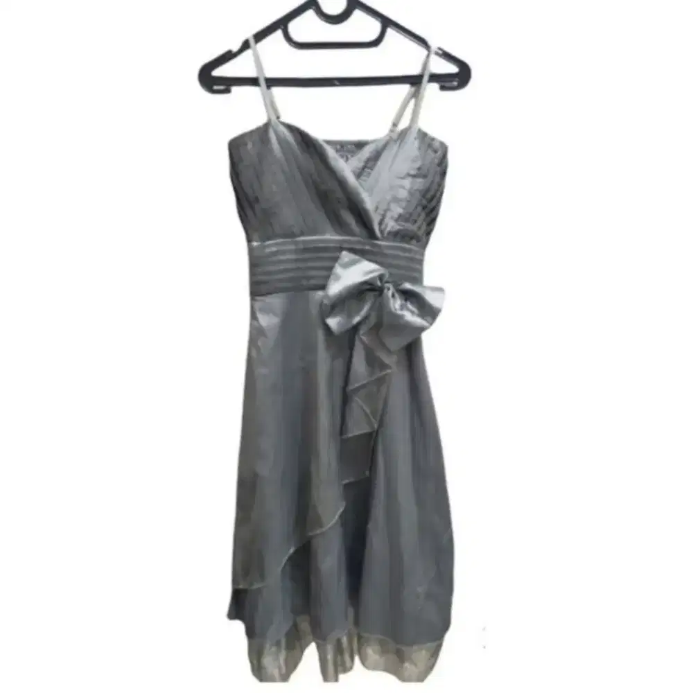 GAUN DRESS PESTA SILVER GREY ABU