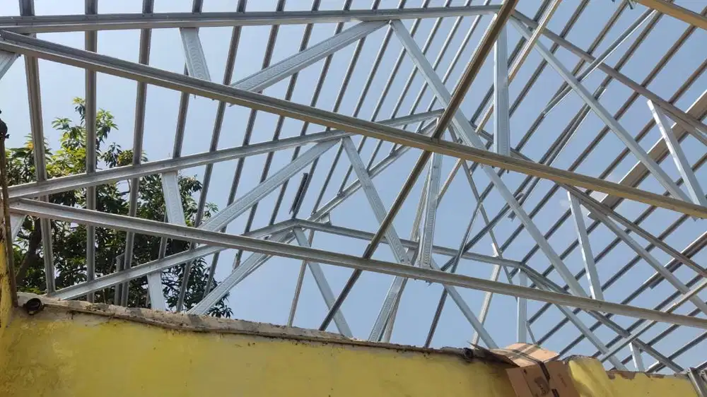 Atap Galvalum atau Baja Ringan