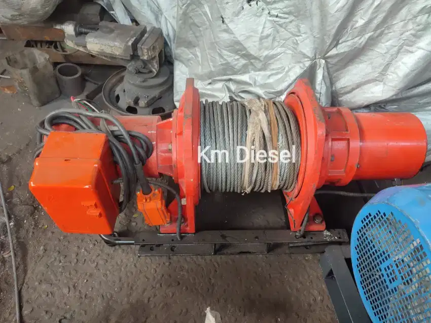 Winch Comeup 500kg Lifting 100 Meter / Come Up Winch Crane 500 kg