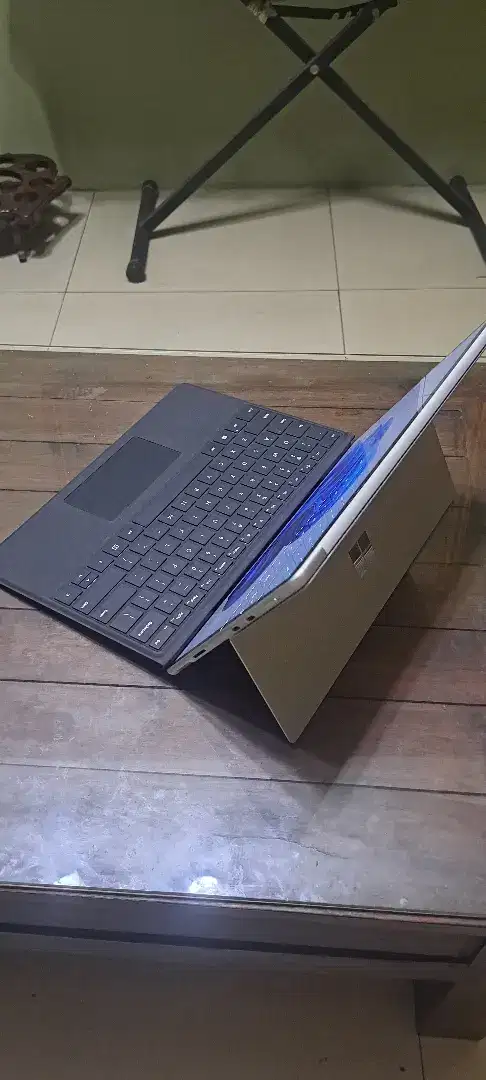 Microsoft Surface Pro 8
