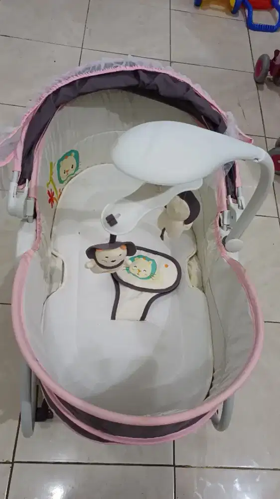 Bouncher ayunan bayi cocolatte