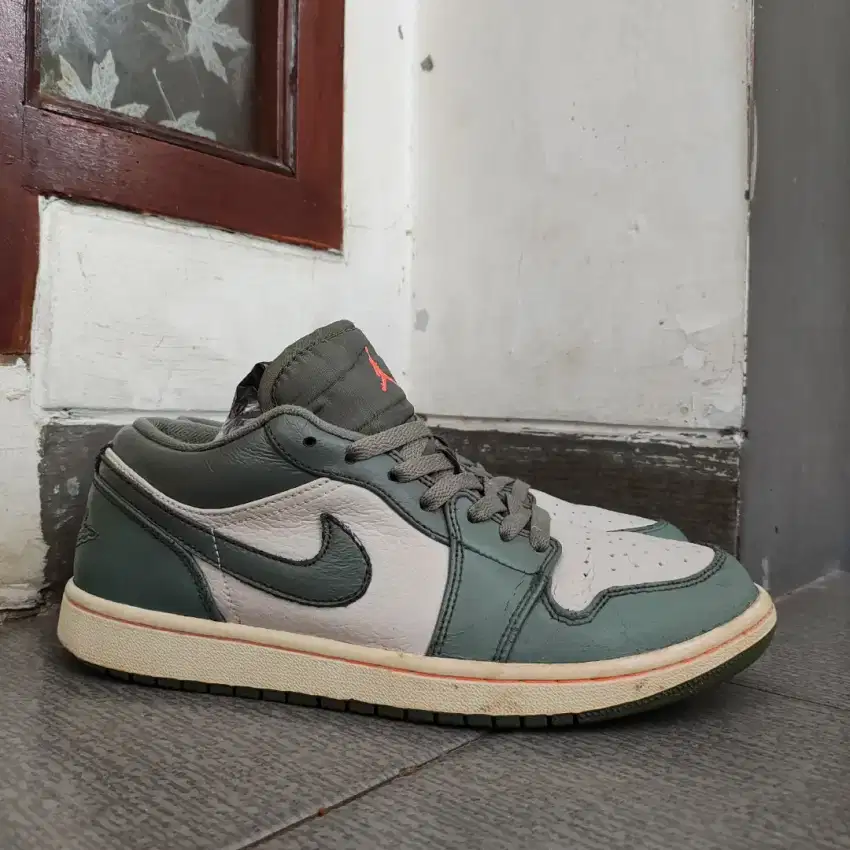 Air Jordan 1 Low Military Green