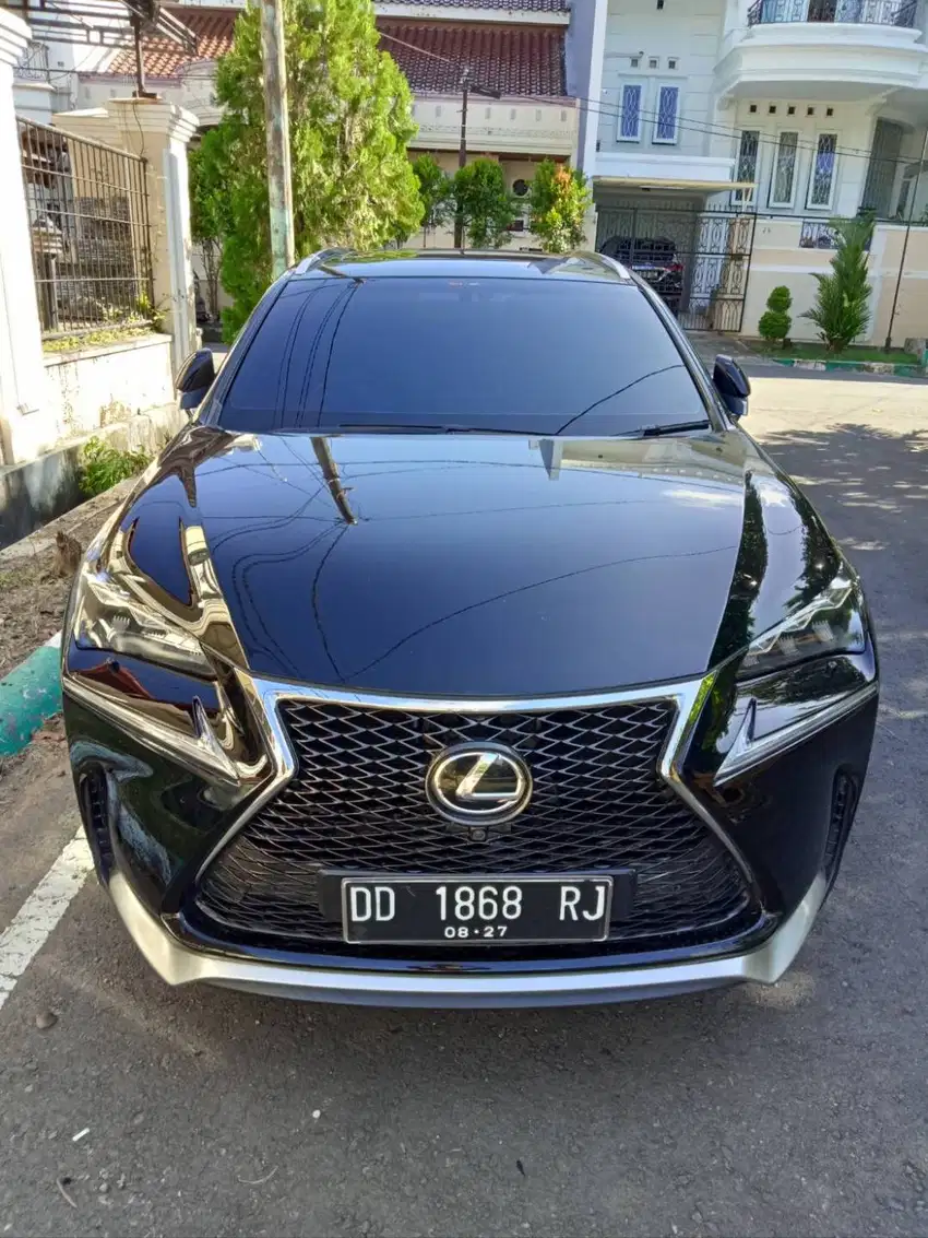 Lexus NX200T (2015) Harrier (2016) CRV Prestige (2019)