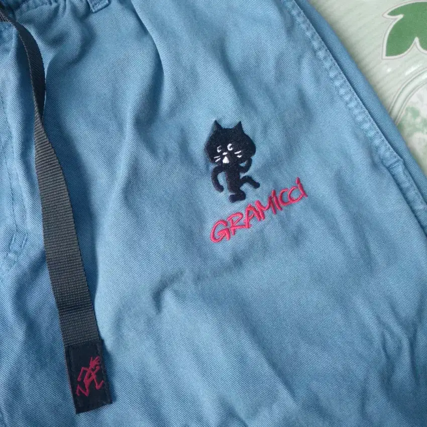 Celana pendek utility GRAMICCI
