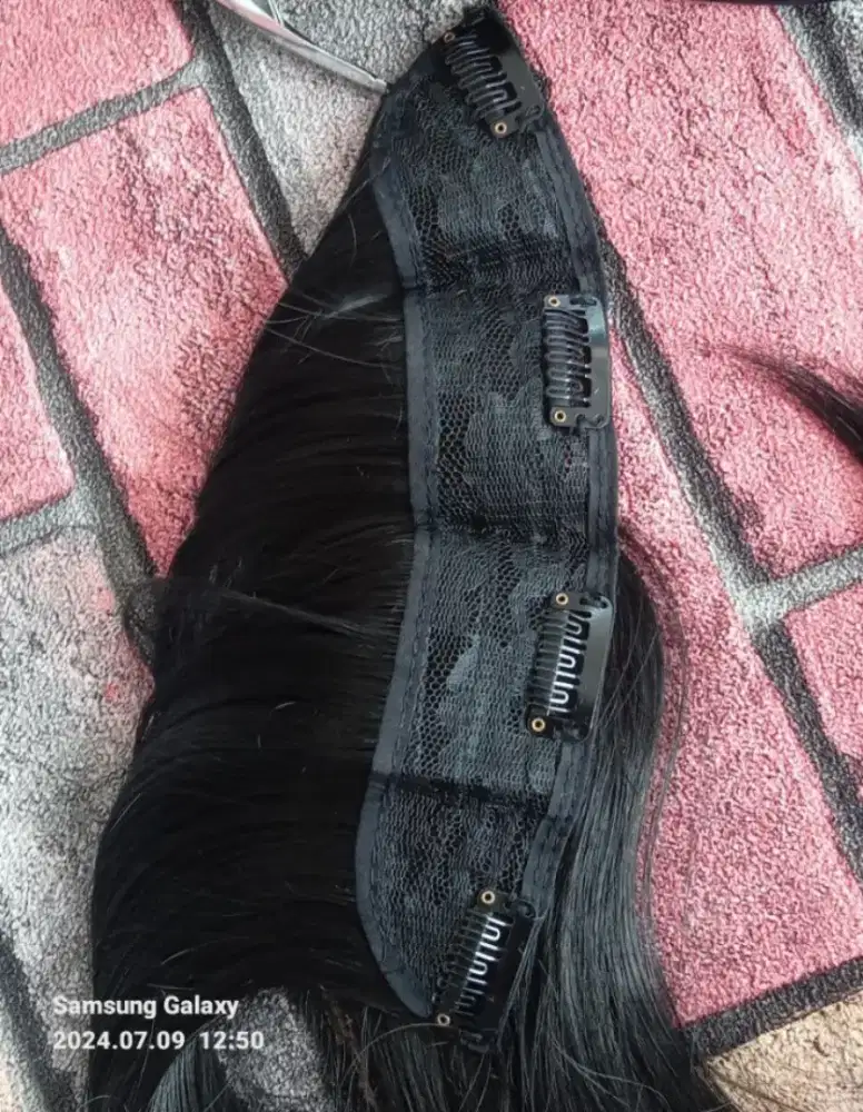 Hair clip rambut panjang