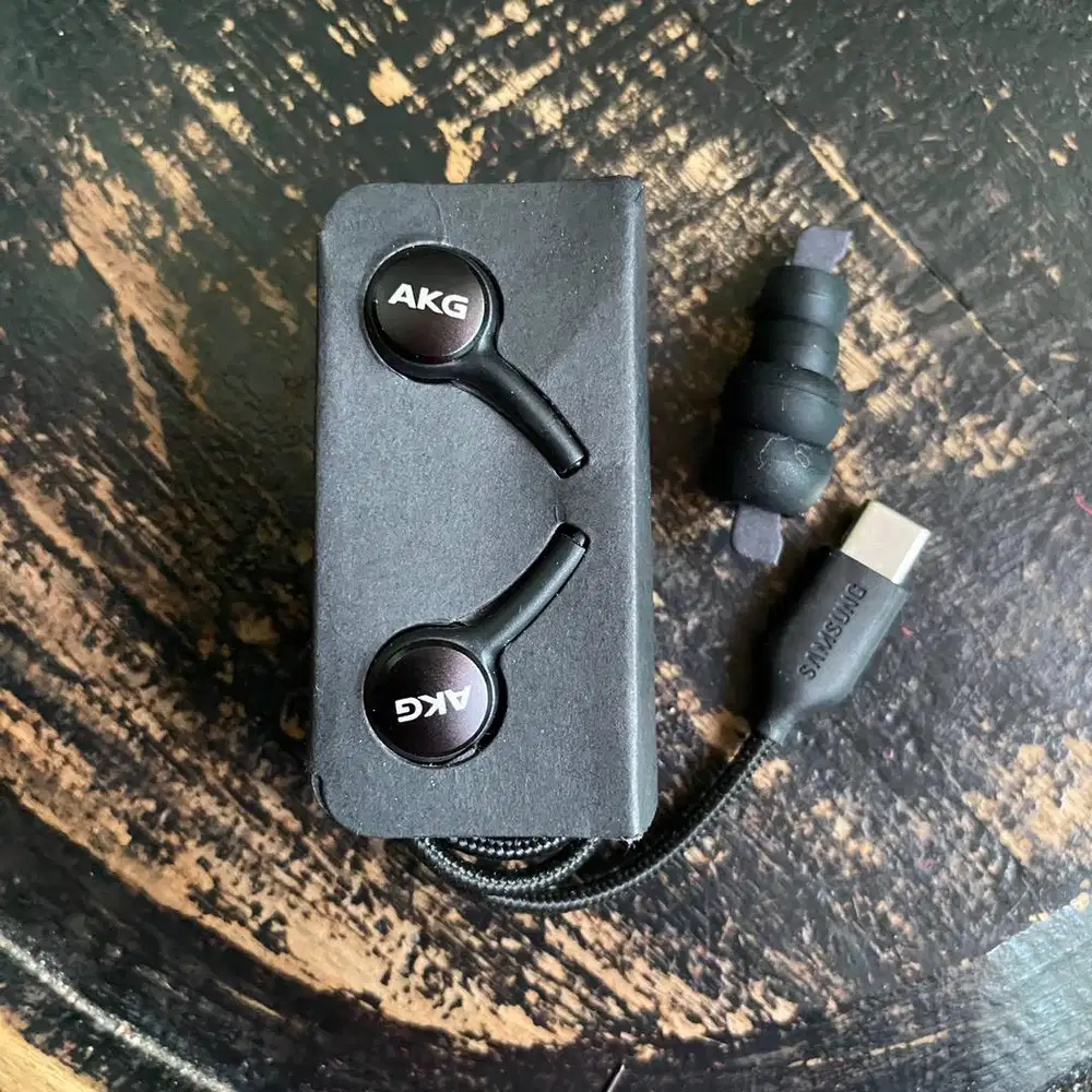 Earphone Hedset Samsung AKG Type C Note 10 S20+  Ngebass Ori 100%