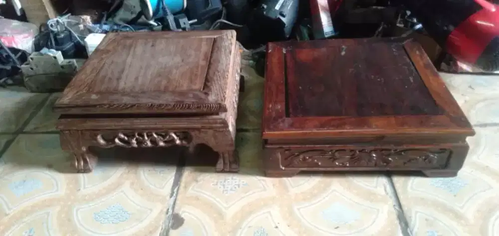 Se psg meja jati mini unik kond bgs utuh mls hrg murah sj cpt dpt yah