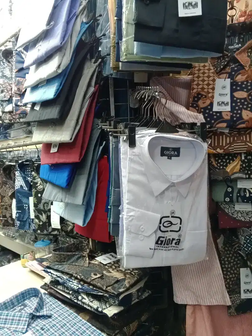 Baju kemeja formal Acara kantor