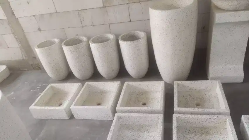 Bak atau pot bunga teraso minimalis pot gaya tropis