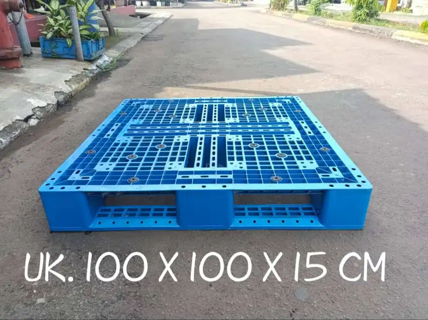 Palet plastik pallet plastik keranjang plastik