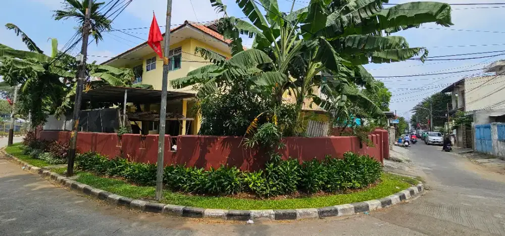 Dijual Cepat Rumah 2 Lantai Luas dipusat kota dan strategis,Tebet