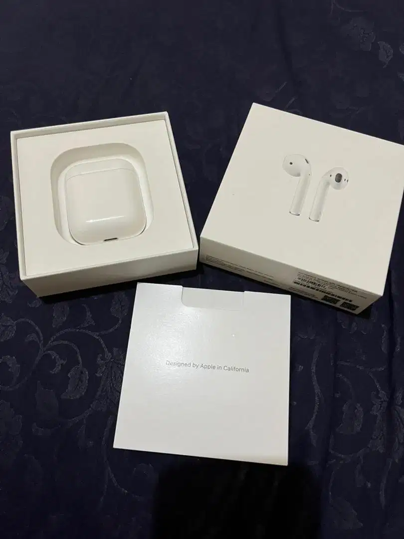 AirPods Gen 2 Ex GDN/blibli Mantap Mulus Siap Pakai