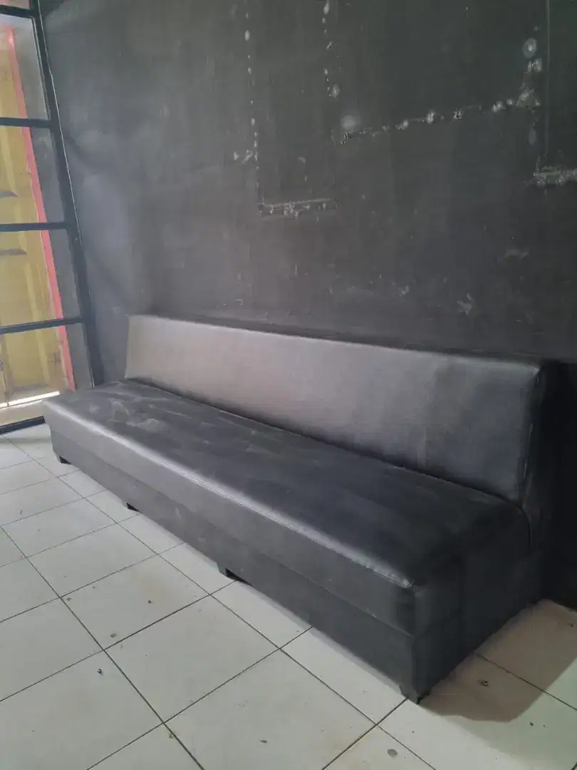 Sofa cafe panjang 2.8 m