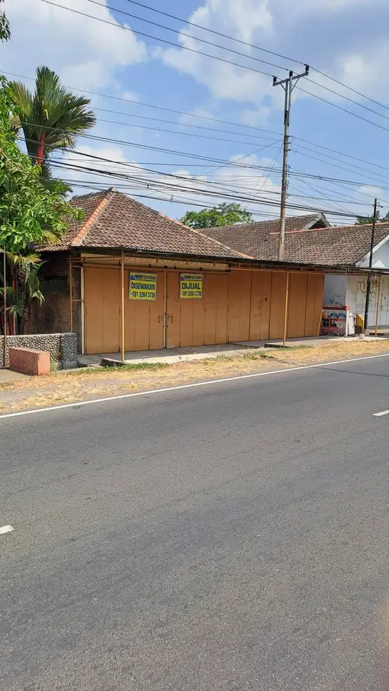 Ruko dijual Jl.Raya Solo .Boyolali, Randusari Teras  Boyolali