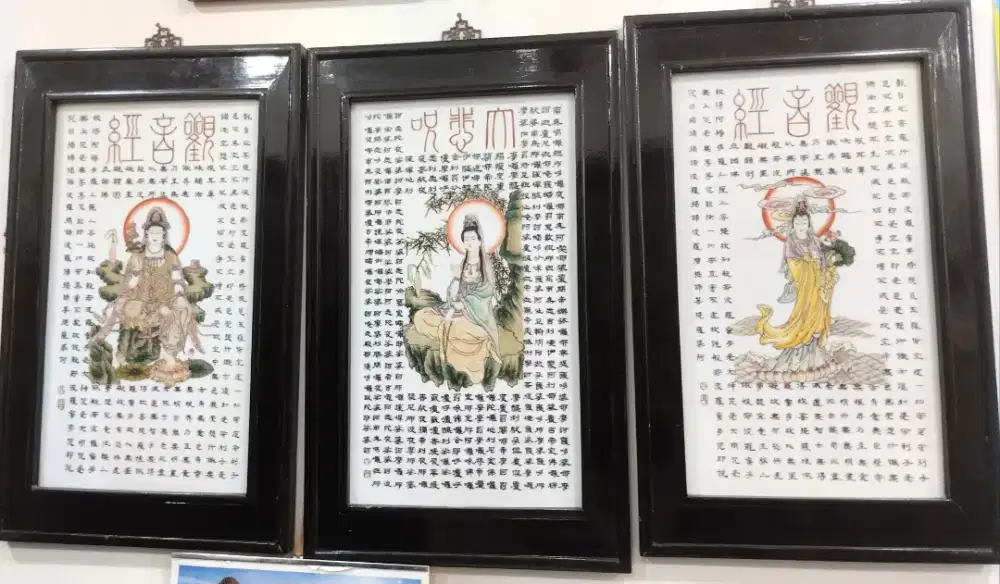 Set Tiga Bingkai Doa Teks Mantra Paritta Avalokiteshvara Dewi Kuan Im