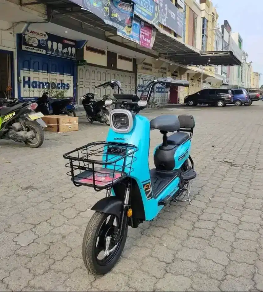 Sepeda Listrik Genio Attura Fl2 terlaris berkualitas n bergaransi