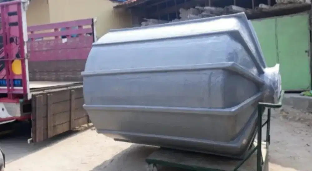 Toren Air Fiberglass, Tandon air fiberglass, Toren Air Costume