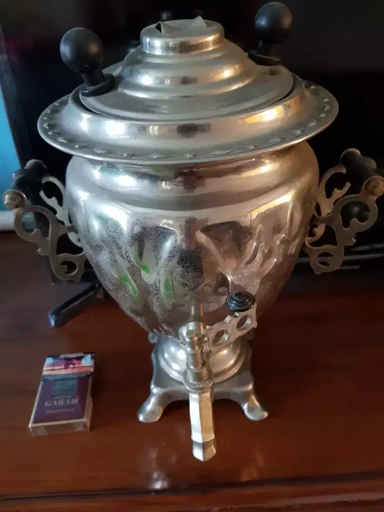 Samovar  anti Rusia