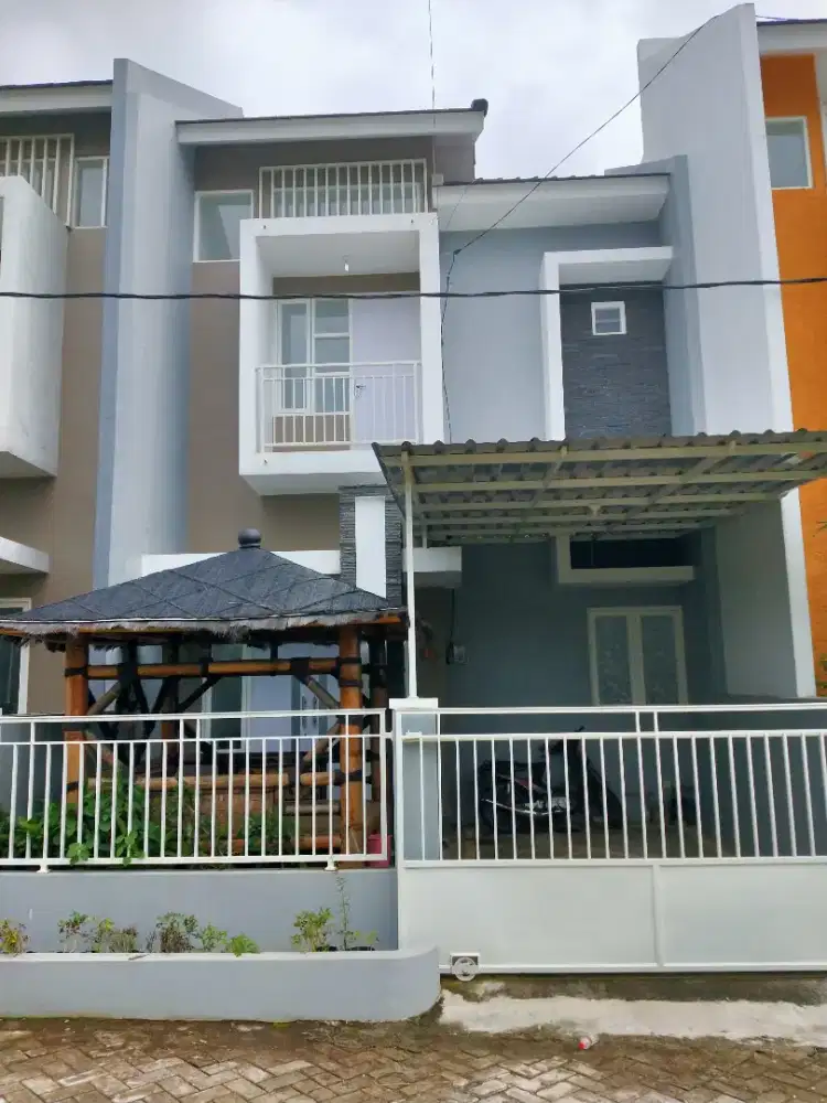 Villa Perumahan Dekat Kota Malang Pemandangan Gunung inhouse Syariah