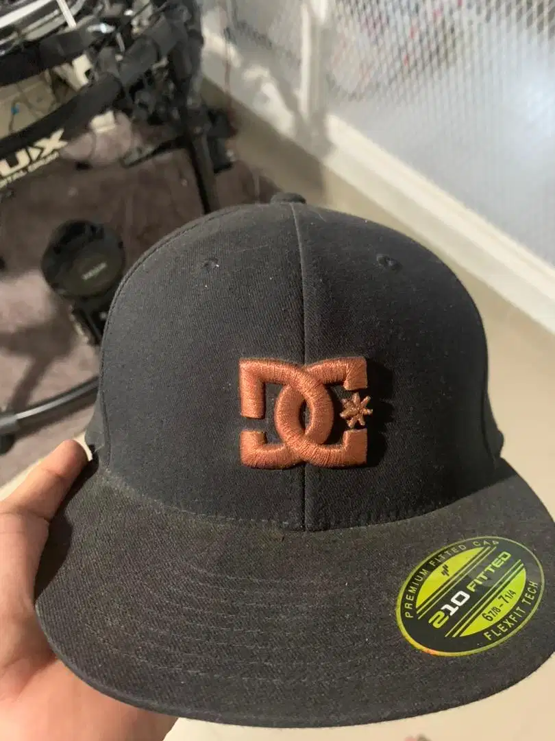 Topi snapback DC Original VOLCOM SKATE