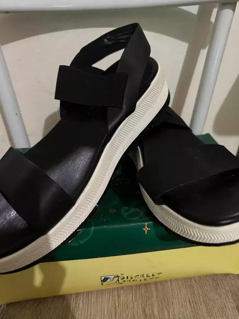 Sandal sepatu uk 40
