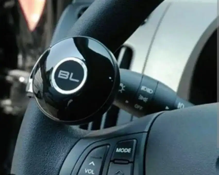 Knob stir mobil untuk memudahkan menyetir