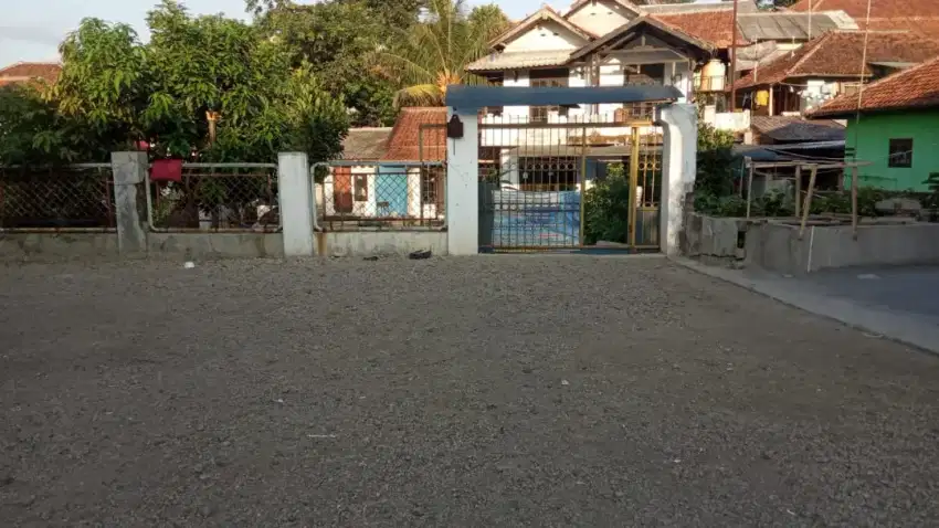 *Dijual tanah n bangunan*
*LT 1.345 m2*
*LB 210 m**harga 2.5 M (Nego)