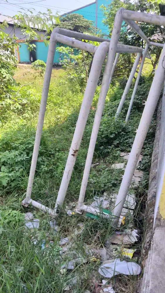 Tiang gawang futsal bekas satu pasang