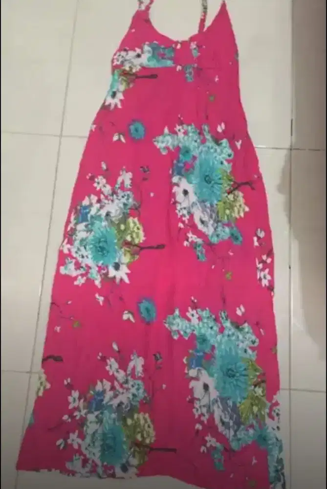 Dress panjang wanita