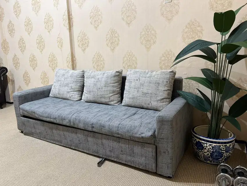 Dijual Cepat Sofa 3 Seater Besar Mewah