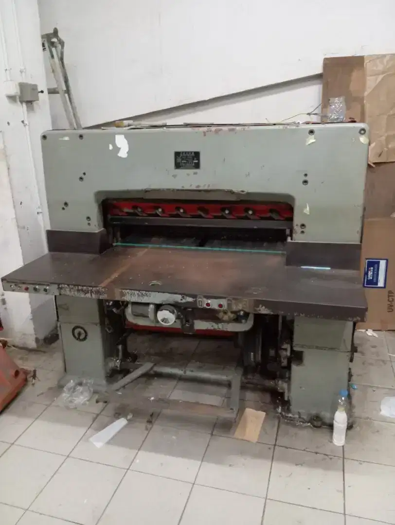 Mesin Potong DQ 202 siap pakai