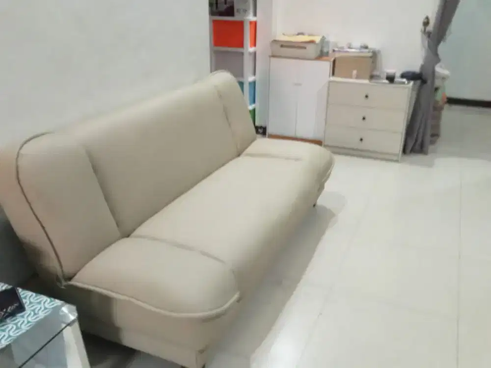 Service sofa melayani ganti bahan kain/kulit sejabodetabek