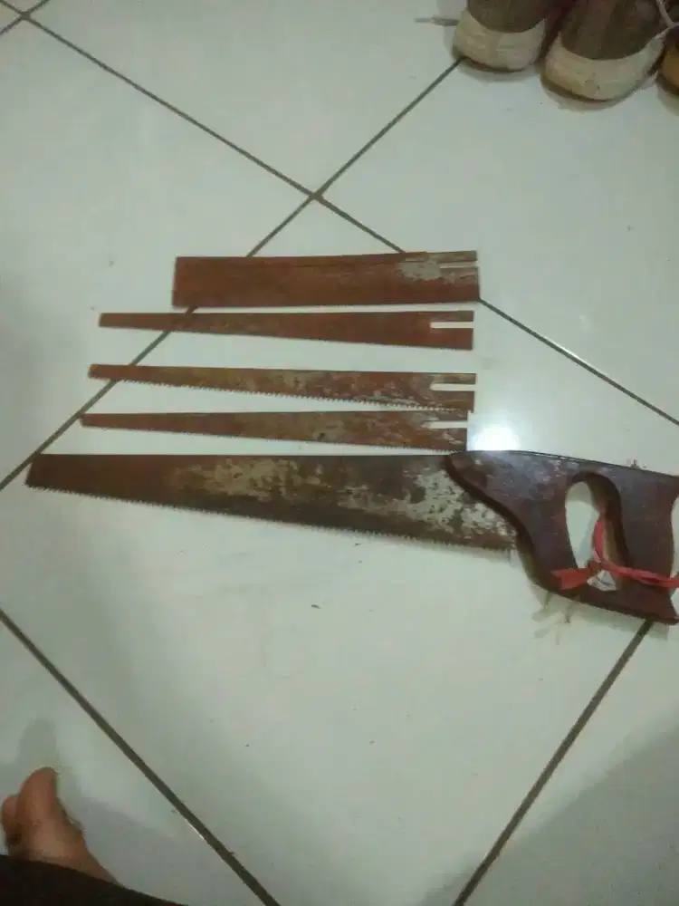 Gergaji kayu multifungsi 5 mata