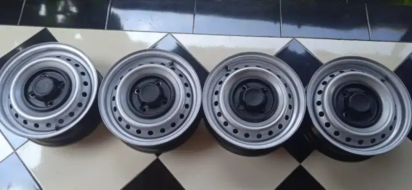 Velg kaleng 14 pcd 4x114 kijang wuling avanza