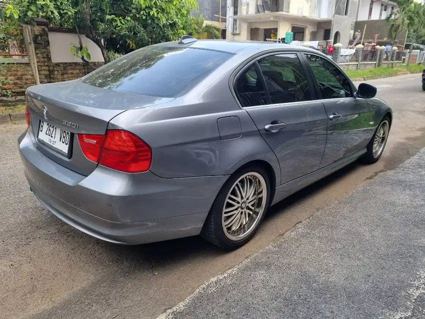 BMW 320i E90 LCI - 2012