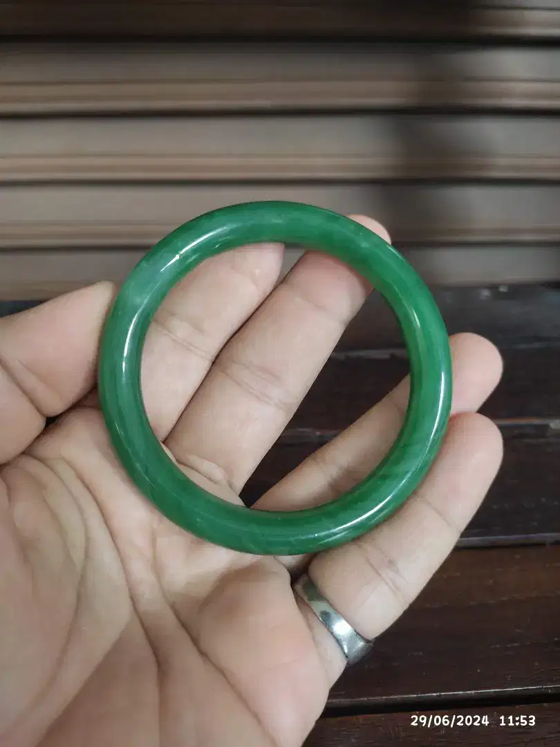 Gelang hijau giok Type C