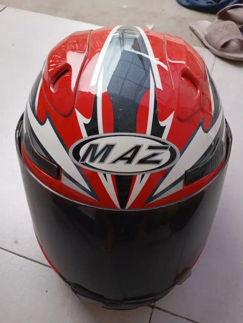 Helm fullface MAZ