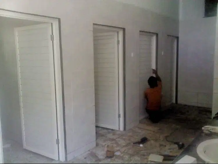 PINTU KAMAR MANDI ALUMINIUM TERMURAH