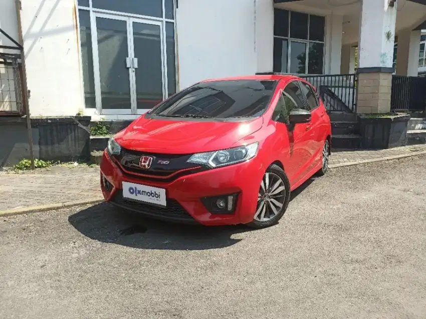 Pajak Panjang - HONDA JAZZ 1.5 RS Bensin A/T 2015 MERAH