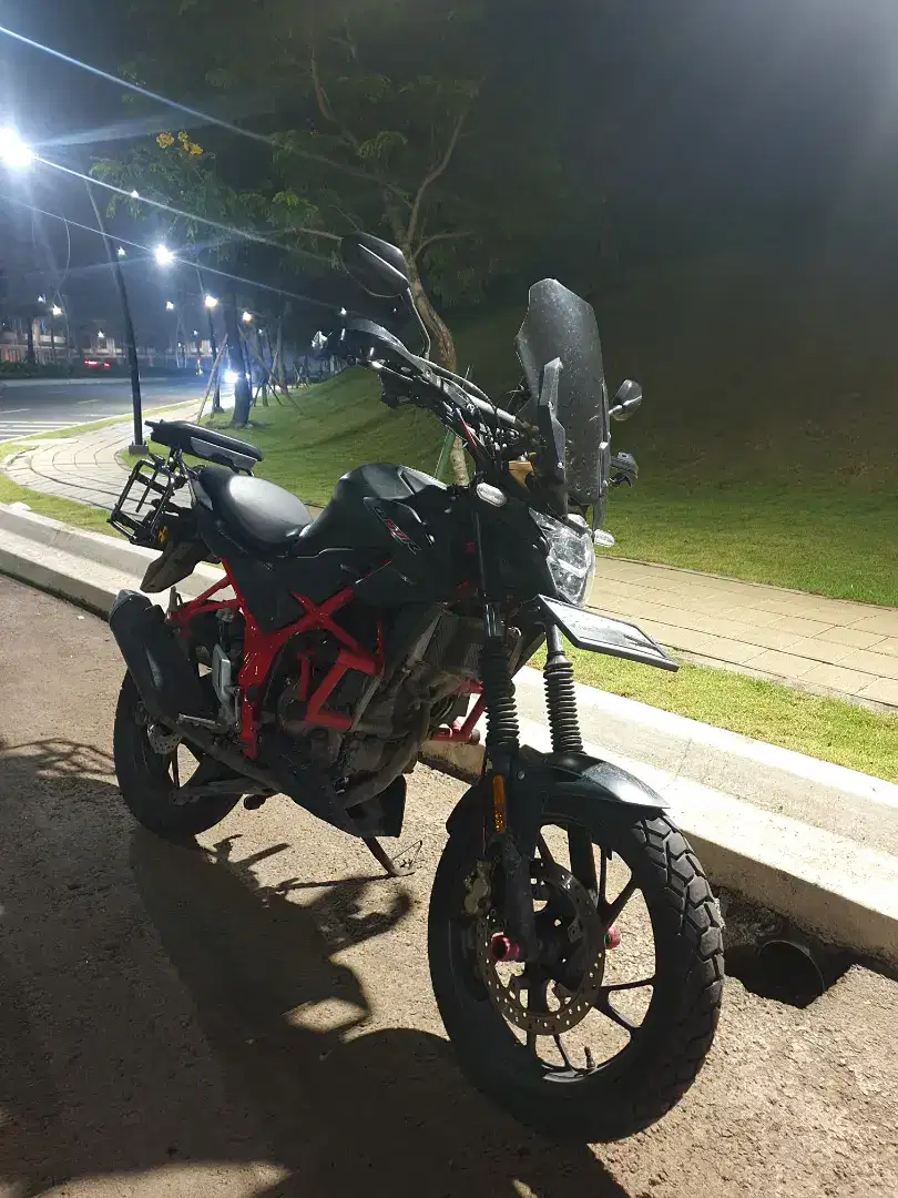 Jual! Motor Touring Full Spec CB150r